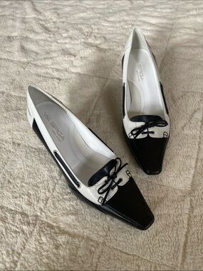 Via Spiga Black and White Leather Kitten Heel Loafers